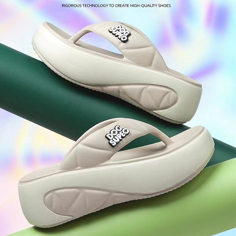 2024-es vastag aljú, megemelt eva klipszes papucs, női nyári papucs, külső ruházat, divatos nagykereskedelem