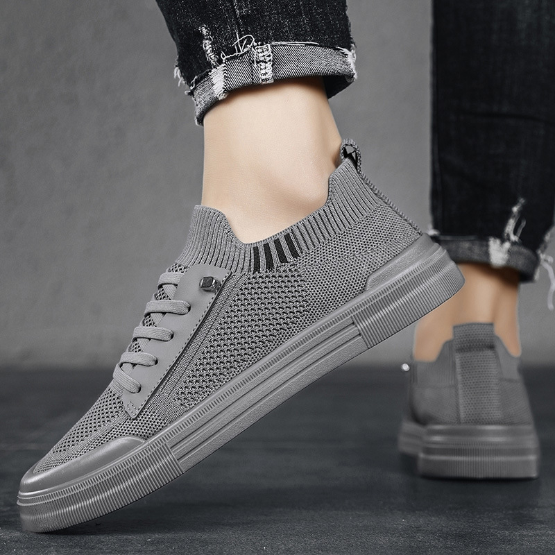 Férfi cipők 2024 Új nyári robbanások Minden mérkőzéshez megfelelő, lélegző, repülő hálós felületű, kényelmes, puha talpú, könnyű, bebújós, lapos cipő