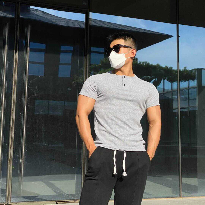 Erős Izomú Férfi Divat Henry Ing Rövid Ujjú Fitness Sport Póló Edzőing Légáteresztő Elasztikus Félujjú Nyitott