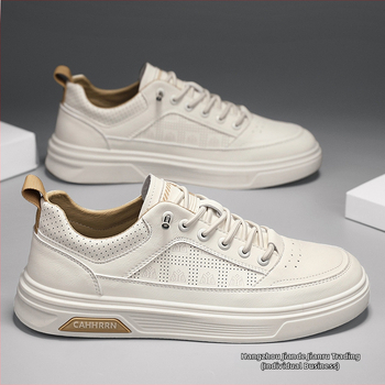 Férfi cipők 2025 Új férfi lusta fűzőmentes alkalmi deszkás cipő megnövelt puha talpú sportcipő tinédzser fehér cipő