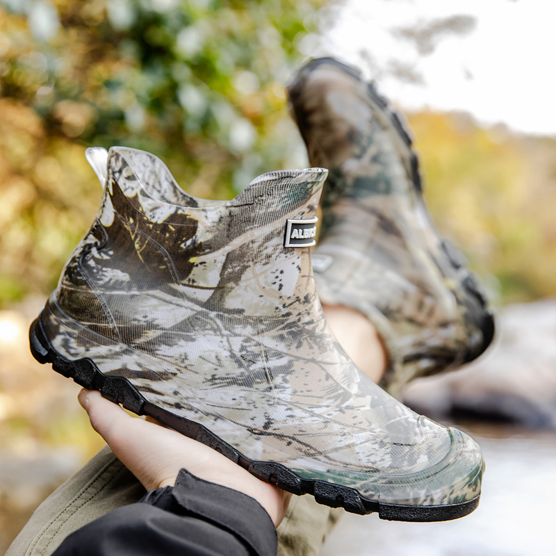 Νέα ανδρικά παπούτσια βροχής με κοντό σωλήνα, αδιάβροχα παπούτσια καμουφλάζ, αντιολισθητικά, ανθεκτικά στη φθορά, ζεστά, ενσωματωμένα παπούτσια εργασίας από καουτσούκ για άνδρες