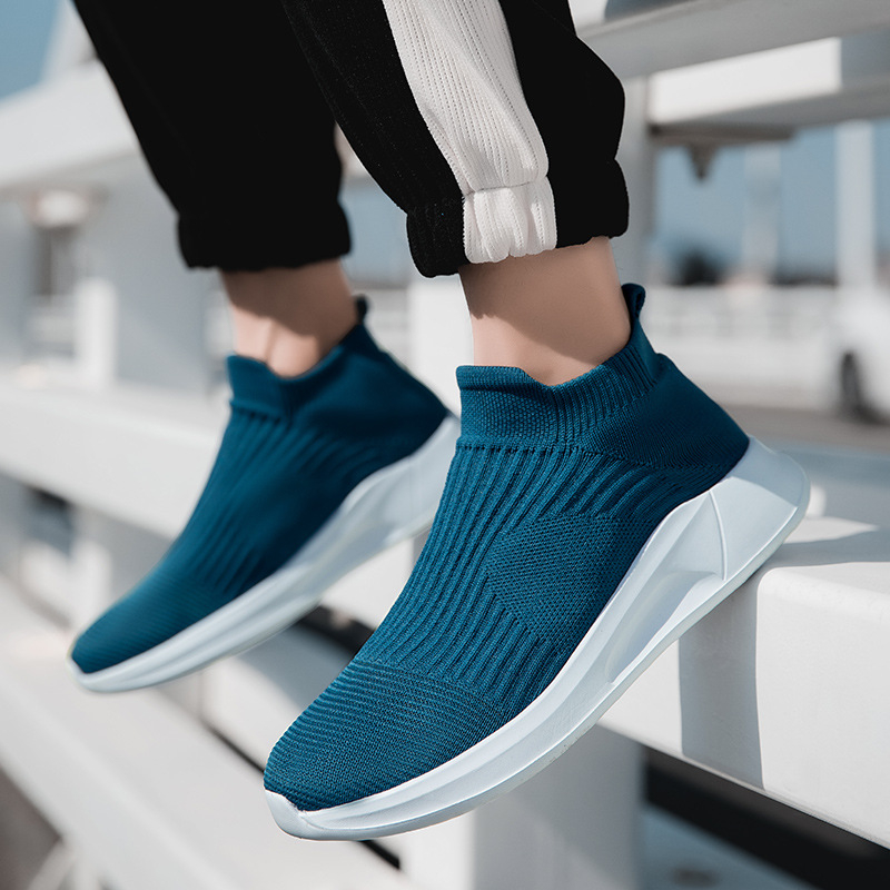 Jinjiangi piiriülene uus pluss-suuruses lendava koega tossu moesuund ühe pedaaliga hingavad vabaaja naiste sokid kingad naistele