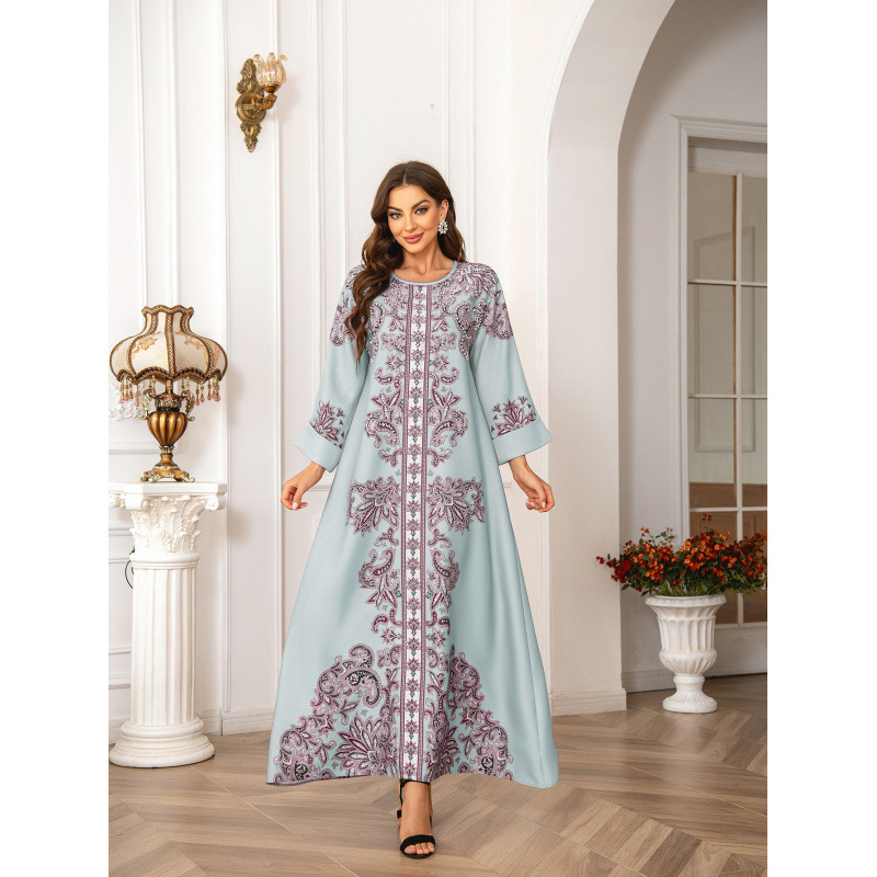 Közel-keleti határon átnyúló kaftán kerek nyakú, nagy sűrűségű, forró strasszos, gyöngyös nyomtatású muszlim női köntös elegáns ruha
