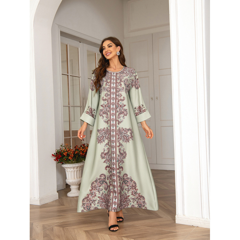 Közel-keleti határon átnyúló kaftán kerek nyakú, nagy sűrűségű, forró strasszos, gyöngyös nyomtatású muszlim női köntös elegáns ruha