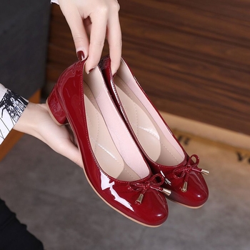 Γνήσιο Δερμάτινο Παπούτσι με Χοντρό Τακούνι και Στρογγυλή Μύτη, Κόκκινα Παπούτσια Μέσης Ηλικίας για Μητέρες, Δερμάτινα Παπούτσια με Μαλακή Σόλα, Μονόστρωτα Παπούτσια Γάμου, Μεσαίο Τακούνι, Μικρό Γυναικείο Παπούτσι