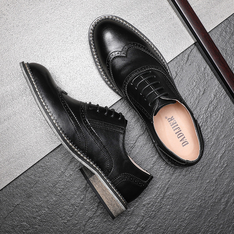 Muške cipele 2024 Muške poslovne formalne kožne cipele Moderne brogue cipele britanskog stila Personalizirane vjenčane cipele za gospodu Otporne na habanje Udobne