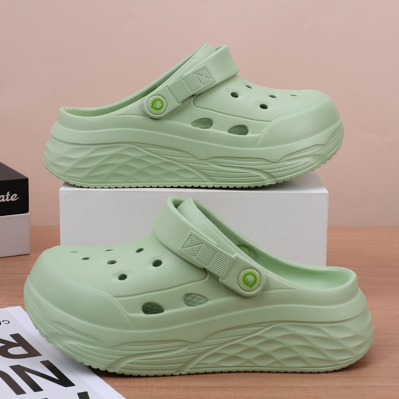 Vasaras alu apavi sievietēm neslīdošas pludmales āra biezas zoles Baotou Dung sajūtas modes Joker rūpnīcas veikals