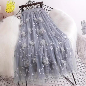 Fustă de lungime medie, cu broderie stereo, de dimensiuni mari, europene și americane, pentru industria grea, cu plasă florală, aspect proaspăt, dulce și subțire