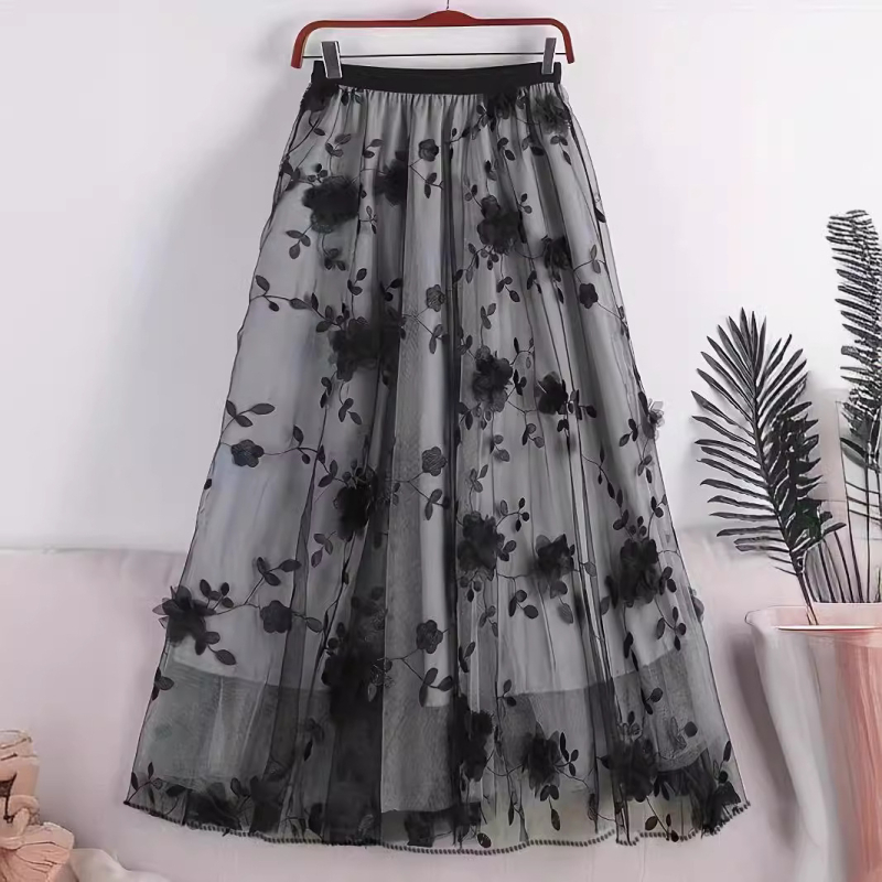 Fustă de lungime medie, cu broderie stereo, de dimensiuni mari, europene și americane, pentru industria grea, cu plasă florală, aspect proaspăt, dulce și subțire