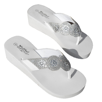 Διασυνοριακές σαγιονάρες θαλάσσης με στρας, μεγάλες σε μέγεθος, σε ευρωπαϊκό και αμερικανικό επίπεδο, νέες καλοκαιρινές γυναικείες σαγιονάρες θαλάσσης με χοντρή σόλα και γιορτινές πλατφόρμες.