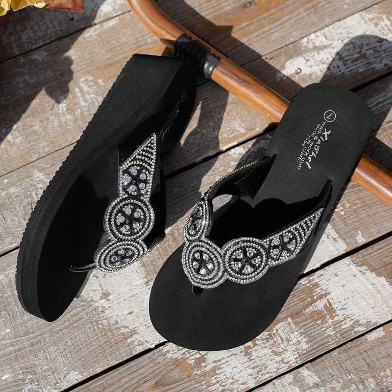 Διασυνοριακές σαγιονάρες θαλάσσης με στρας, μεγάλες σε μέγεθος, σε ευρωπαϊκό και αμερικανικό επίπεδο, νέες καλοκαιρινές γυναικείες σαγιονάρες θαλάσσης με χοντρή σόλα και γιορτινές πλατφόρμες.