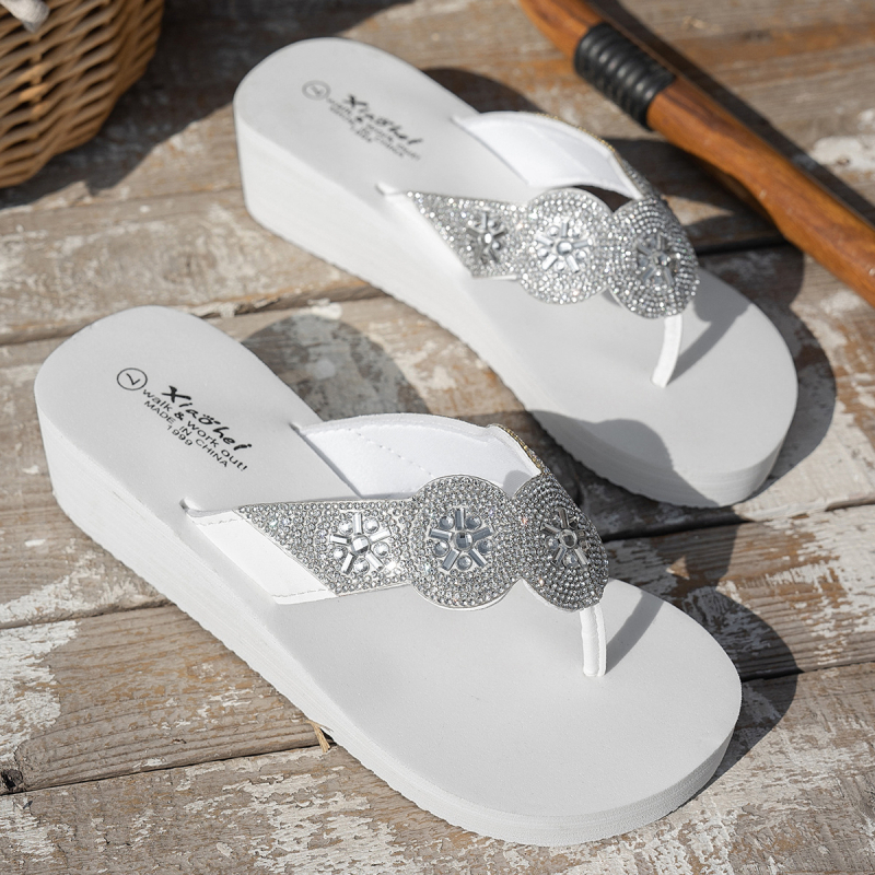 Διασυνοριακές σαγιονάρες θαλάσσης με στρας, μεγάλες σε μέγεθος, σε ευρωπαϊκό και αμερικανικό επίπεδο, νέες καλοκαιρινές γυναικείες σαγιονάρες θαλάσσης με χοντρή σόλα και γιορτινές πλατφόρμες.