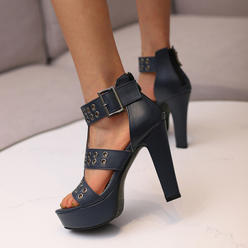 Σέξι Ρωμαϊκά Σανδάλια Yingmeier για το Καλοκαίρι του 2023, Γυναικεία Σανδάλια Plus Size με Χοντρό Τακούνι και Αγκράφα