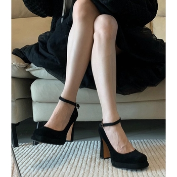 Νέα ανοιξιάτικα και φθινοπωρινά γυναικεία ψηλοτάκουνα παπούτσια με πλατφόρμα και χοντρό τακούνι, γαλλικού στιλ, μικρής τετράγωνης κεφαλής, με ένα χαρακτήρα και αγκράφα, για την άνοιξη και το φθινόπωρο του 2025