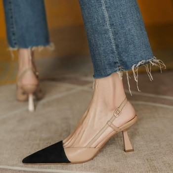 Γαλλικά niche σανδάλια Baotou για γυναίκες 2023 καλοκαίρι νέο στυλ μυτερά δερμάτινα ψηλοτάκουνα με αγκράφα σε ασορτί χρώμα και τακούνι στιλέτο σε ρηχό στόμα