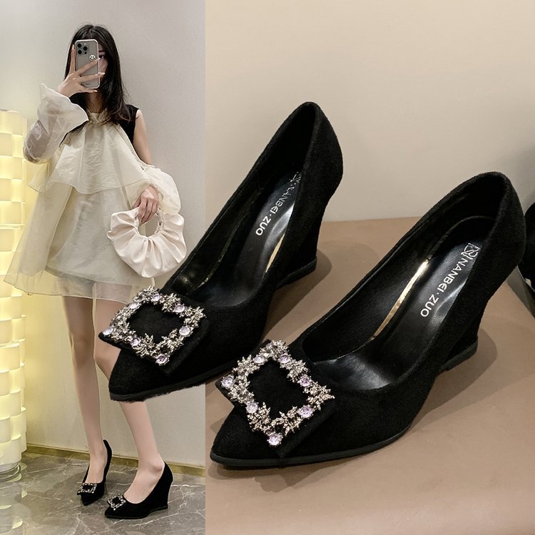 Jarné a jesenné topánky Xiaoxiang v štýle klinu, módne jednovrstvové, dámske vysoké podpätky s kamienkami a perlou, so štvorcovou prackou, špicaté, profesionálne pracovné topánky