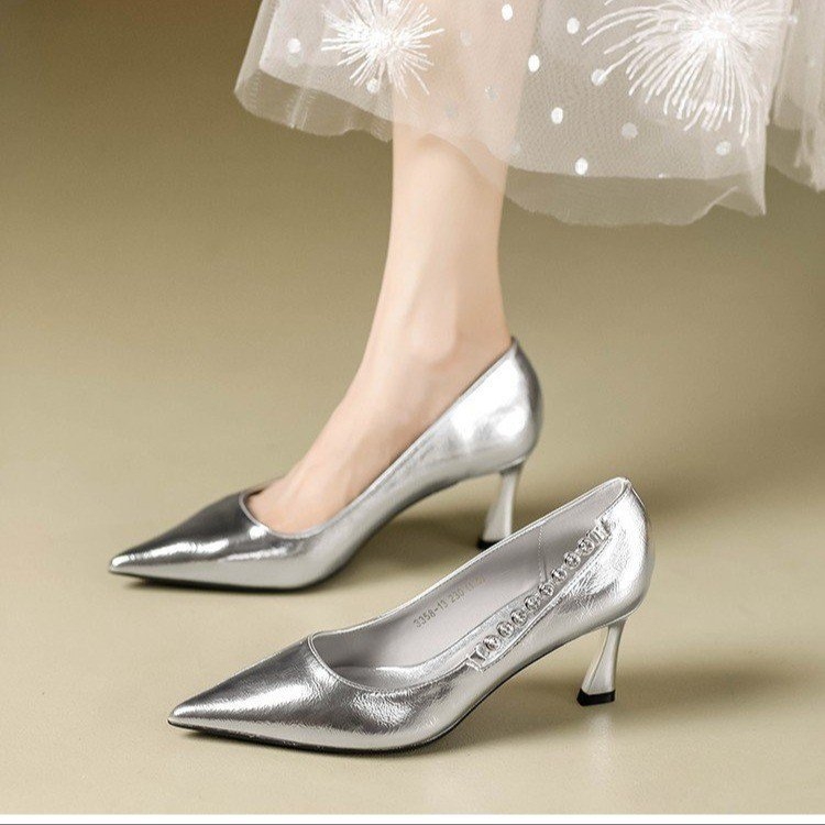 Pantofi de damă cu toc stiletto ascuțit, de înaltă calitate, cu temperament, 2025, noi, argintii, cu lanț de rinocer, sexy, cu tocuri înalte, pentru navetiști