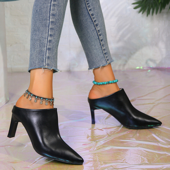 Άνοιξη και Χειμώνας 2025 Νέο Κορεάτικο Στυλ με Μυτερές Γόβες Στιλέτο στο Πλάι Κομψές Γυναικείες Κοντές Μπότες Μοντέρνες, Υπερβολικά Στυλάτες Ευρωπαίες και Αμερικανίδες Γυναίκες