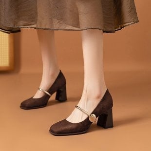 Dámske topánky Mary Jane s hranatou špičkou vo francúzskom štýle z roku 2025, nové retro, hrubé podpätky, jednovrstvové topánky, univerzálne vysoké podpätky s prackou