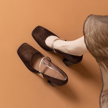 Γαλλικό στυλ, όμορφα τετράγωνα δάχτυλα, γυναικεία παπούτσια Mary Jane του 2025, νέα ρετρό παπούτσια με χοντρό τακούνι και μονό στρώμα, ψηλοτάκουνα με αγκράφα σε όλα τα χρώματα