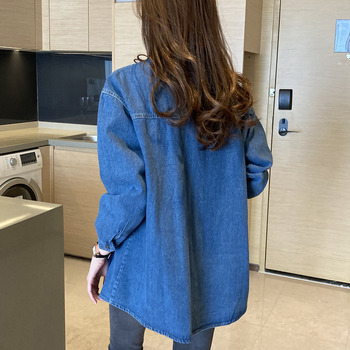 Dámska džínsová košeľa strednej dĺžky, jar a jeseň 2025, voľná retro vnútorná vrstva, košeľa s dlhým rukávom