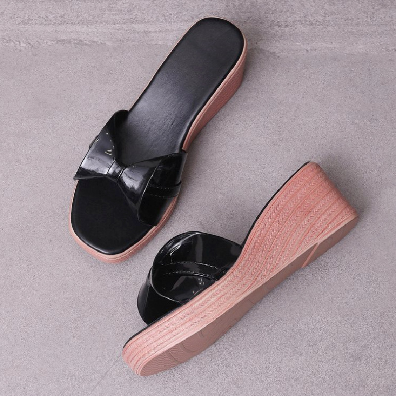 Papuci cu platformă pentru femei, vara 2025, sandale și papuci cu toc înalt și talpă groasă, cu fundă dulce, transfrontalieră, mărime plus