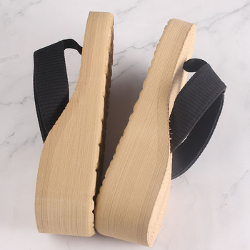 Papuci de interior cu talpă groasă EVA noi pentru femei, ținută de vară 2024, sandale simple și confortabile pentru femei, cu toc înalt, care se potrivesc perfect