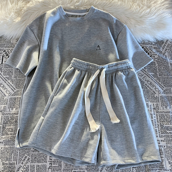 Αμερικανικό ρετρό casual σετ δύο τεμαχίων σε στυλ Χονγκ Κονγκ για γυναίκες, καλοκαιρινό, χαλαρό, μοντέρνο σορτς με κοντό μανίκι, αθλητική εμφάνιση