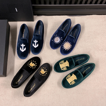 2024 κόκκινο δίχτυ με το φθινόπωρο του Λονδίνου ~ Γαλλικά ασορτί χρωματικά παπούτσια με ρετρό κέντημα, lazy flat peas, γυναικεία lefu