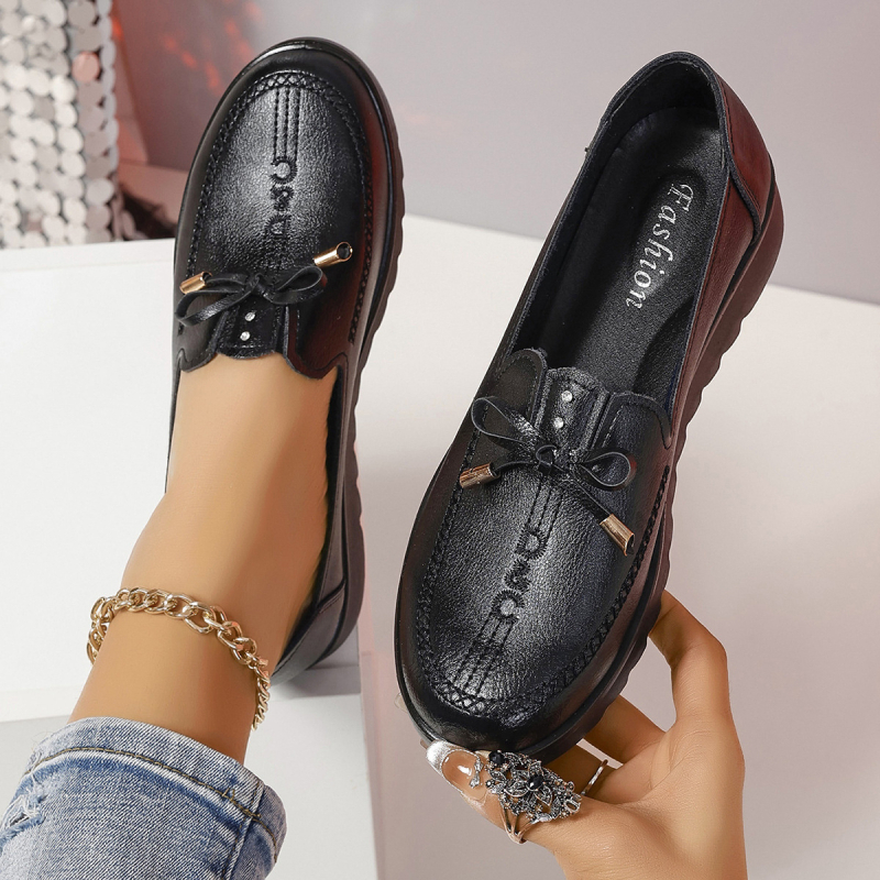 Külkereskedelmi cipők középkorú és idős anyáknak, egyrétegű cipők 2024 tavaszi és őszi csúszásgátló puha talpú bőrcipők, masni női cipők, női bőrcipők