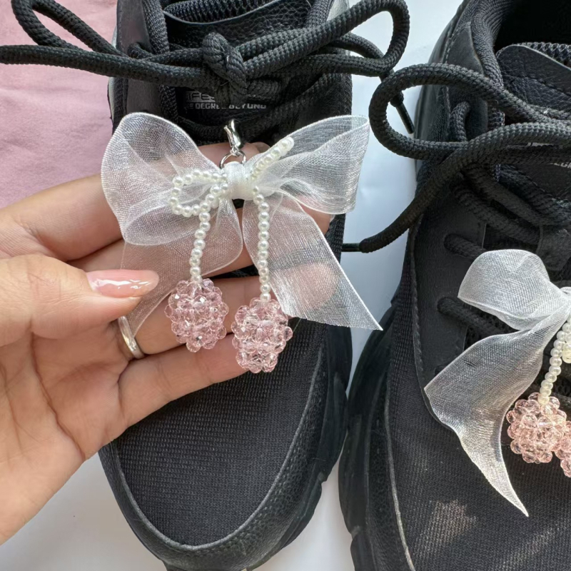 Jauna ķiršu pērļu bantītes meiteņu apavu sprādzes pulveris Chanel stila apavu sprādzes pieguļošas kedas zābaki visiem aksesuāriem
