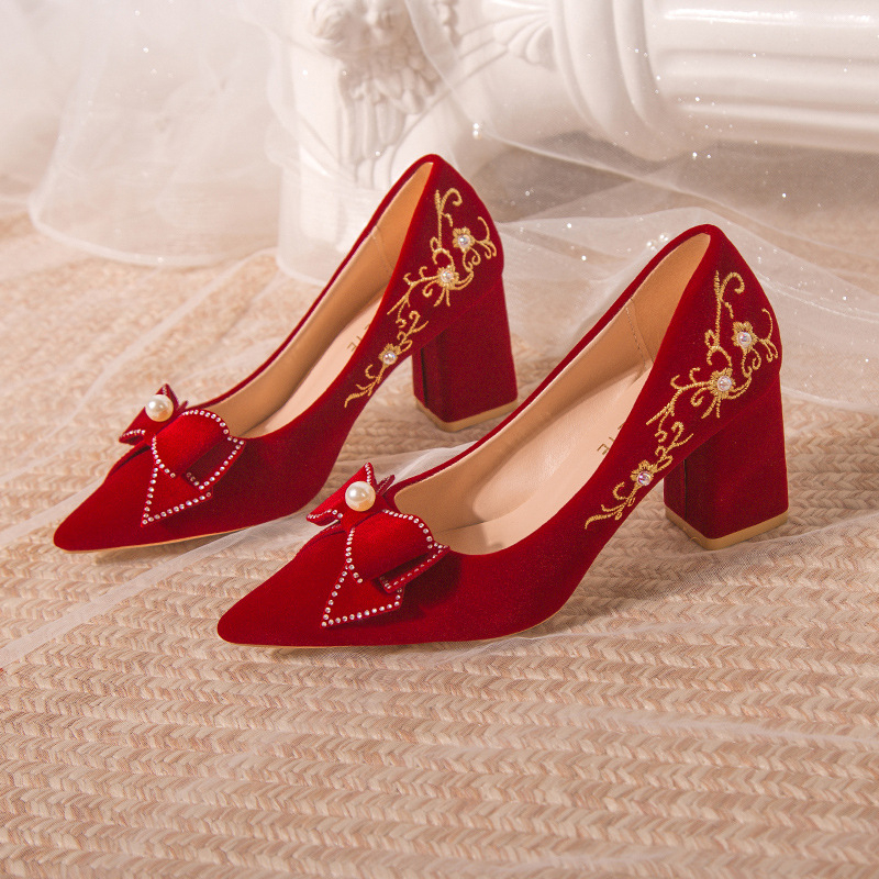 Pantofi de mireasă pentru femei cu toc înalt roșu 2023 Primăvara și toamna Noi pantofi de mireasă chinezești Xiuhe rochie de mireasă pantofi de mireasă nu obosesc picioarele