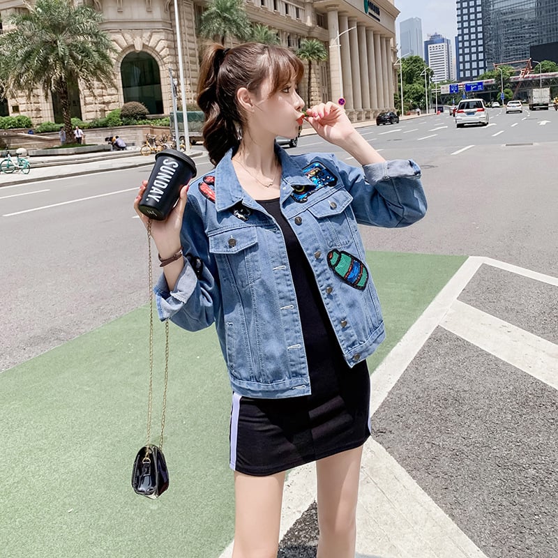 Jachetă scurtă cu mânecă lungă și brodată cu mărgele pentru femei, model slim fit, model scurt