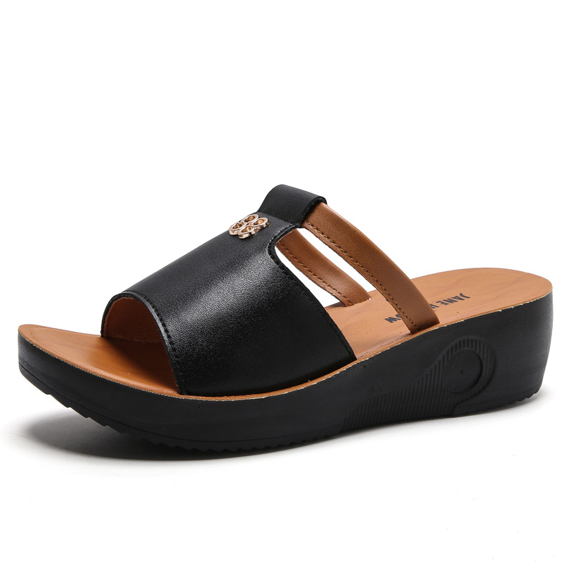 Sandale stil nou 2025, papuci plați, pantofi casual pentru femei, pantofi versatili pentru mame, sandale de plajă cu toc platformă și talpă groasă pentru femei