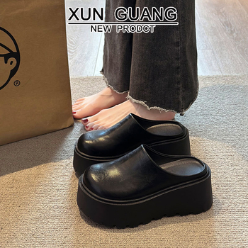 Papuci mici cu înălțime mică Baotou, jumătate de papuci pentru femei, îmbrăcăminte exterioară 2025 primăvara nouă, talpă groasă, leneș, Bokken, pantofi din piele naturală pentru femei