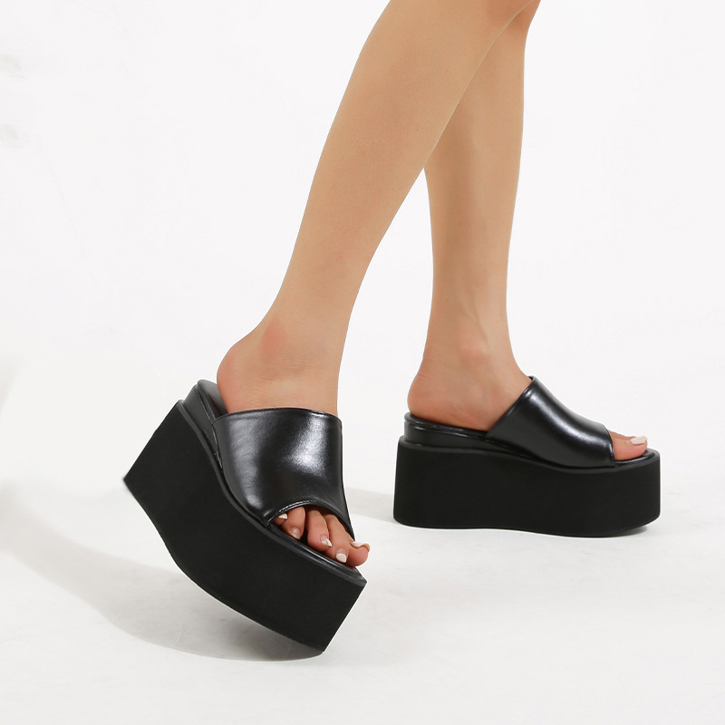 Kiilplatvormil kõrge kontsaga sussid, suurus 35–43, suured piiriülesed internetikuulsuste nelja aastaaja suvesussid