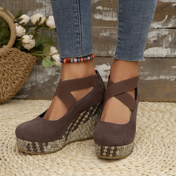 2025 m. pavasario ir vasaros „Crossborder“ naujos, žuvies burnoje esančios, tuščiavidurės, elastingos, vandeniui atsparios, platforminės, storapadės moteriškos romėniškos basutės