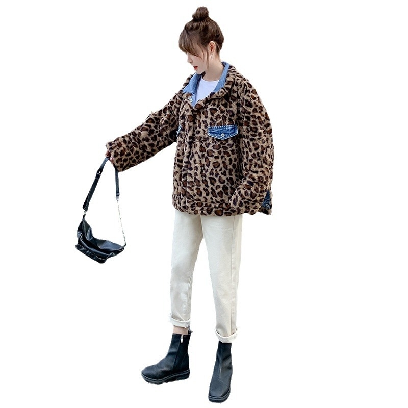 2023. aasta talvine kahepoolne teksariie, naiste Korea stiilis lahtine salendav lahe kena leoparditrükiga küülikukarva imitatsiooniga mantel puuvillase polsterdusega mantel