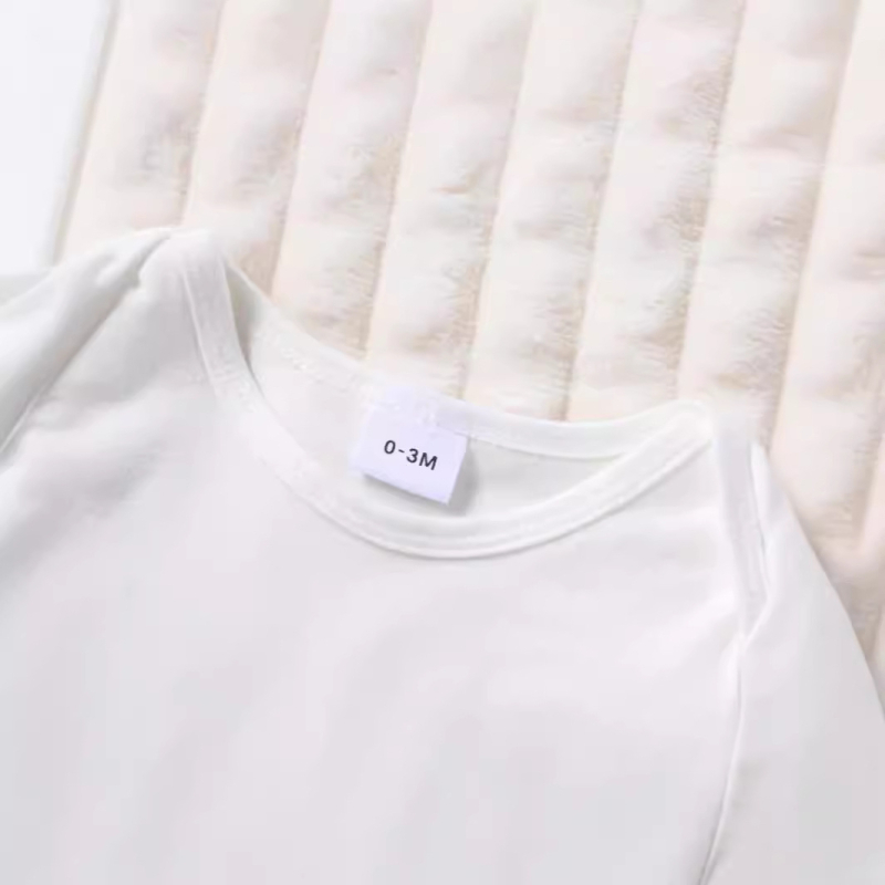 Suvine uus saabumine lipsuprindiga väikeste jäneseriietega leopardimustriga rebitud teksad