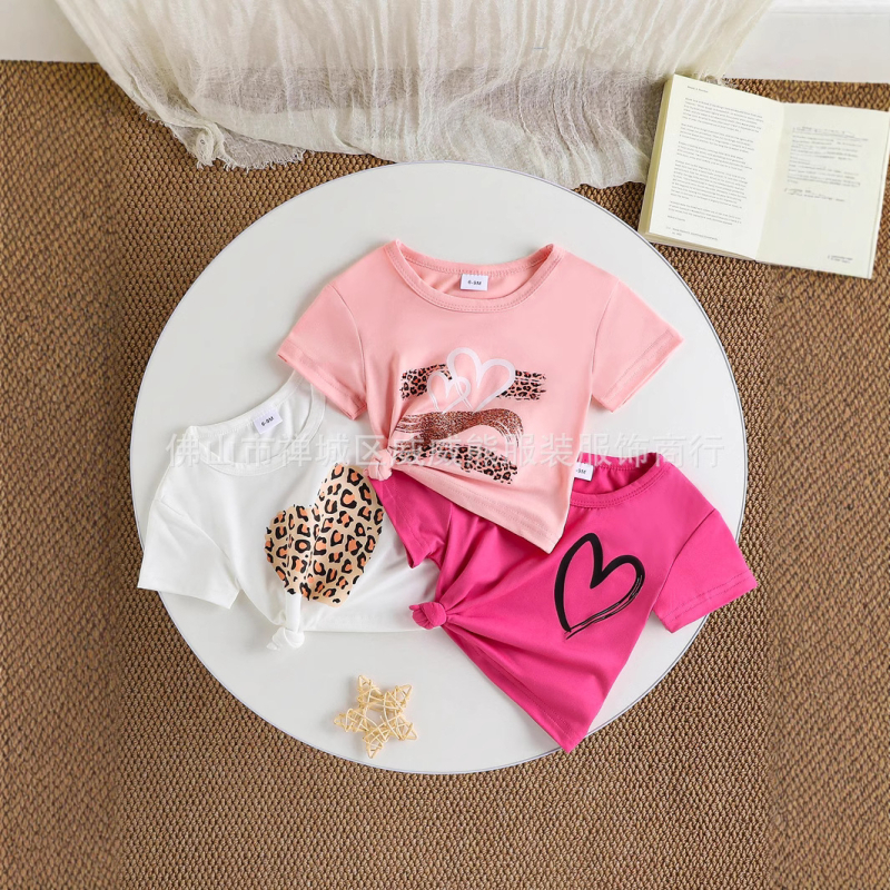 2025. aasta suvised uued piiriülese e-kaubanduse ja väliskaubanduse plahvatused tüdrukutele meeldivad leopardimustriga lühikeste varrukatega trendikad praetud ülikonnad