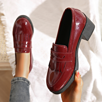 Külkereskedelmi export, szerencsés cipő, női divatos, élénk bőr, plus size cipő, 2025-ös ingázós divat, vastag sarok, bojtos magas sarkú cipő