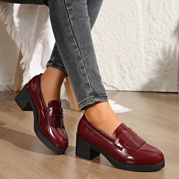 Külkereskedelmi export, szerencsés cipő, női divatos, élénk bőr, plus size cipő, 2025-ös ingázós divat, vastag sarok, bojtos magas sarkú cipő