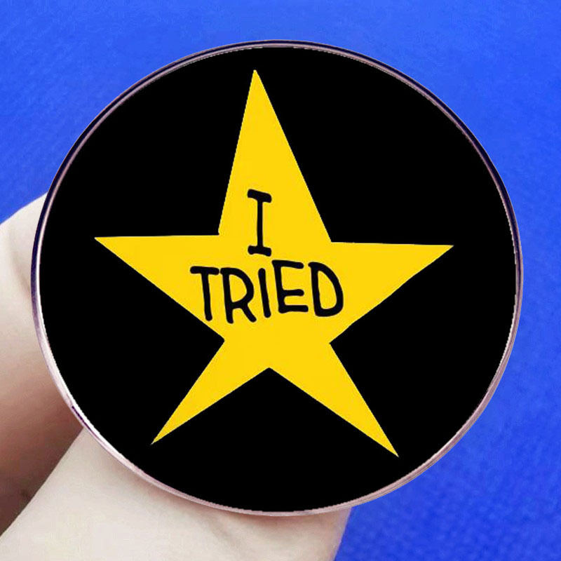 Skúšam brošňu na odovzdanie päťcípej hviezdy, medaily, odznaku, kovovej zliatiny, doplnkov k odznakom