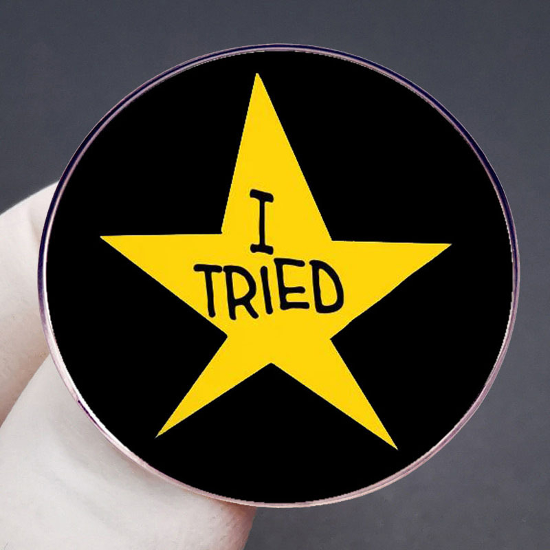 Skúšam brošňu na odovzdanie päťcípej hviezdy, medaily, odznaku, kovovej zliatiny, doplnkov k odznakom