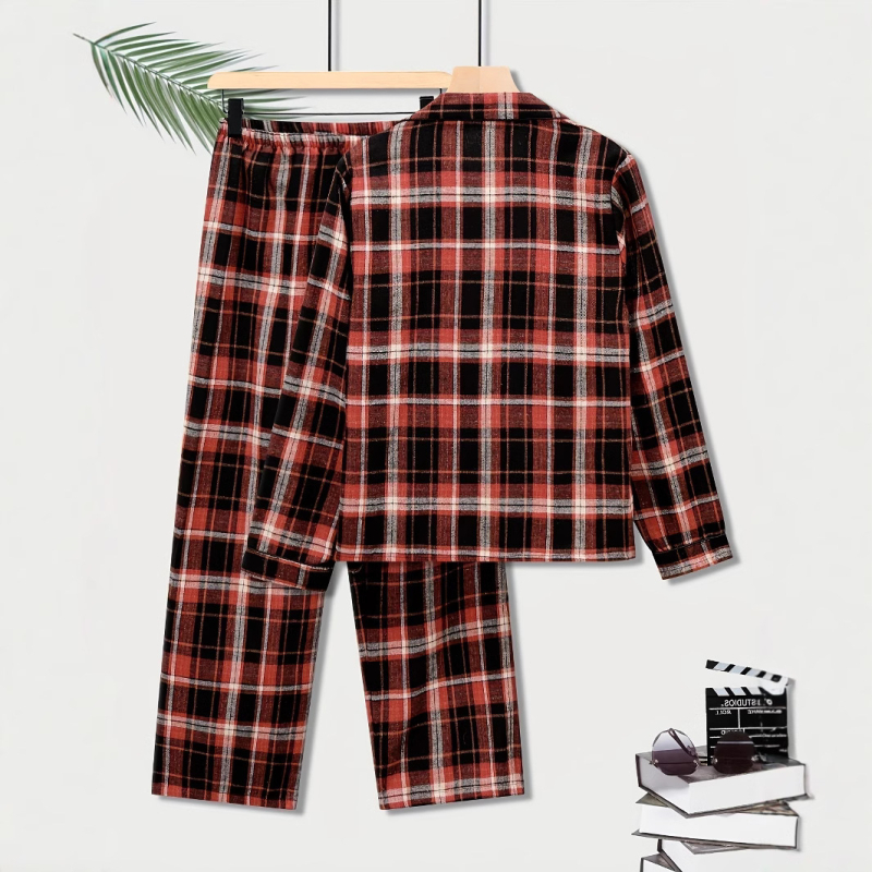 Pánske zimné pyžamo s kockovaným vzorom - pohodlné polyesterové gombíky, ležérne s klopou