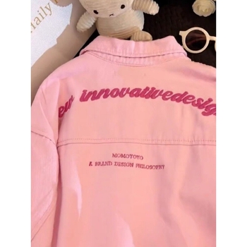 Korea stiilis keskmise ja suure suurusega tüdrukute laste teksariidest tikitud särkjakk 2024. aasta kevadine uus laste trendikas särk