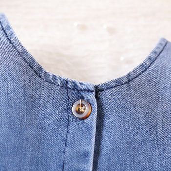 Pirmojo vaiko mergaitės džinsinis sijonas 2024 m. vasarai, naujas korėjietiškas mergaitės suknelės su mažomis muselėmis ir torto formos sijonu, miela.