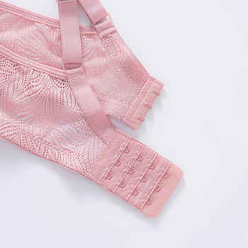 Nauja prancūziška nėriniuota liemenėlė su sienele, europietiška ir amerikietiška, didelio dydžio, plona, su lankeliais, krūtinę atitraukiančiais „Push-up“ apatiniais, itin plona.