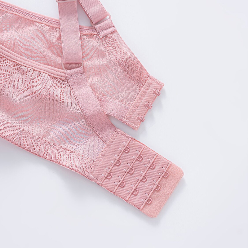 Nauja prancūziška nėriniuota liemenėlė su sienele, europietiška ir amerikietiška, didelio dydžio, plona, su lankeliais, krūtinę atitraukiančiais „Push-up“ apatiniais, itin plona.