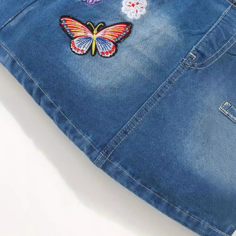 Vasarinė nauja drugelio siuvinėta mergaitės stribų suknelė